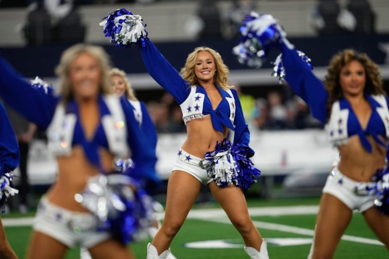 How much do the Dallas Cowboys cheerleaders make?