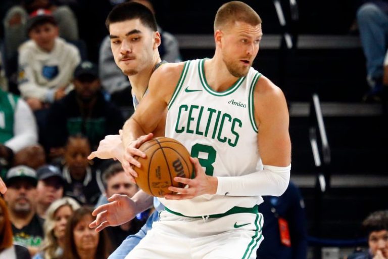 Kristaps Porzingis trade grades: Who won deal that sends KP to Hawks?