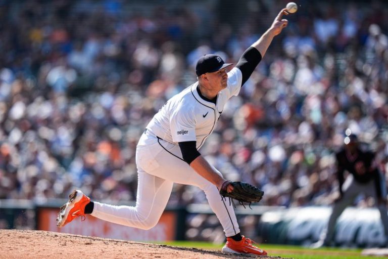 Tigers watching AL Central go slip-sliding away after latest devasting sweep