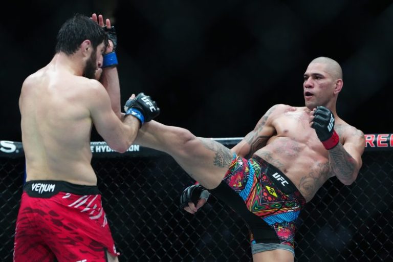 Alex Pereira says all questions will be answered at UFC 320