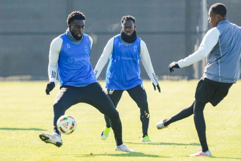 MLS suspends two players for league rules violation before playoffs