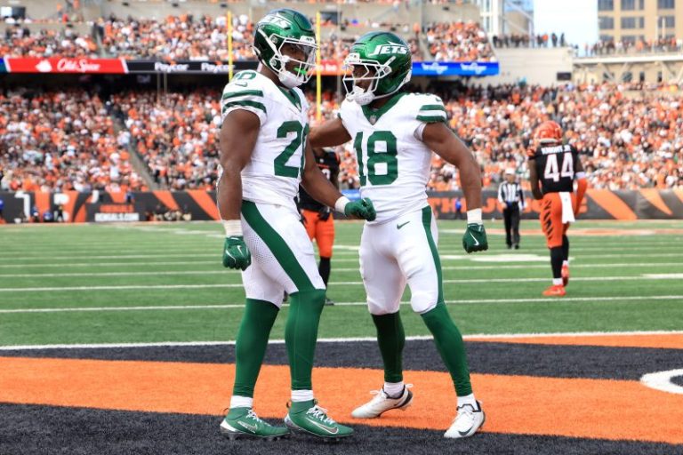 Winless no more: Jets stun Bengals for first victory of season