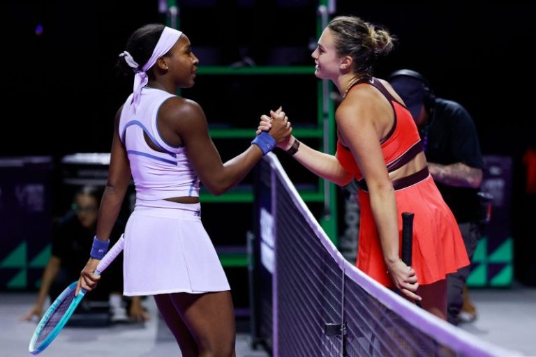 Semifinals set for 2025 WTA Finals after Sabalenka dispatches Gauff