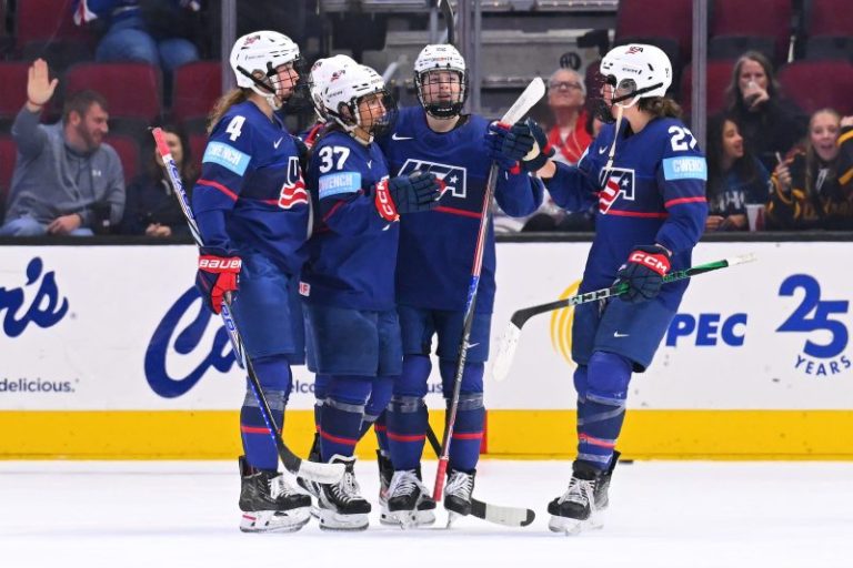 Abbey Murphy hat trick lifts USA past Canada in Rivalry Series